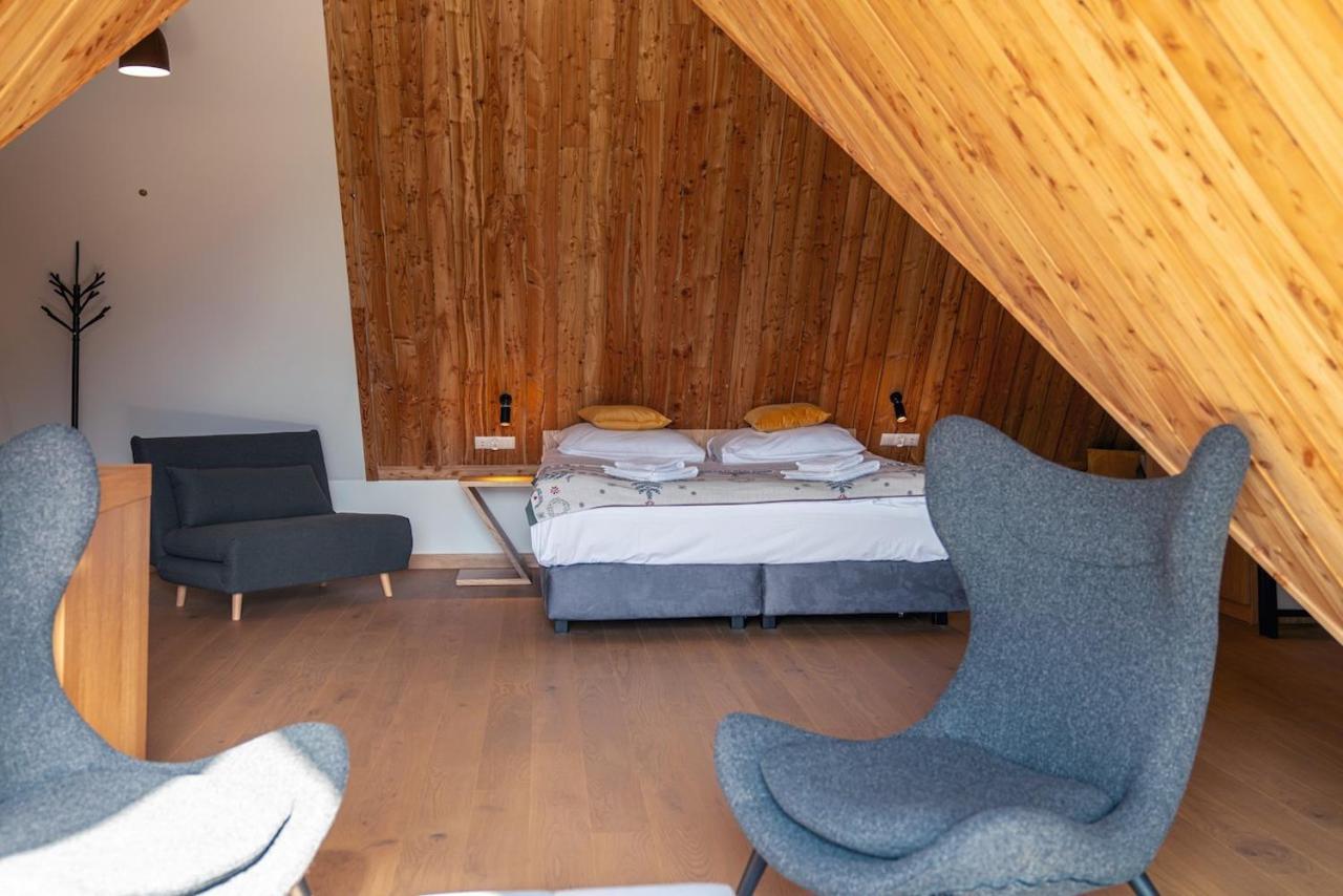 Apartment Shelter House *